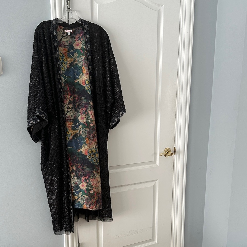 Matte Black Sequin Kimono with silk Printed Floral Lining. Johnny Was